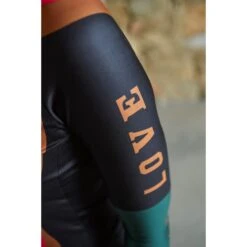 Maloja AmiataM. 1/2 Roadbike Damentrikot - Midnight Rainbow 8746 17 Maloja AmiataM. 1/2 Roadbike Damentrikot - Midnight Rainbow 8746 -Maloja maloja amiatam 1411794