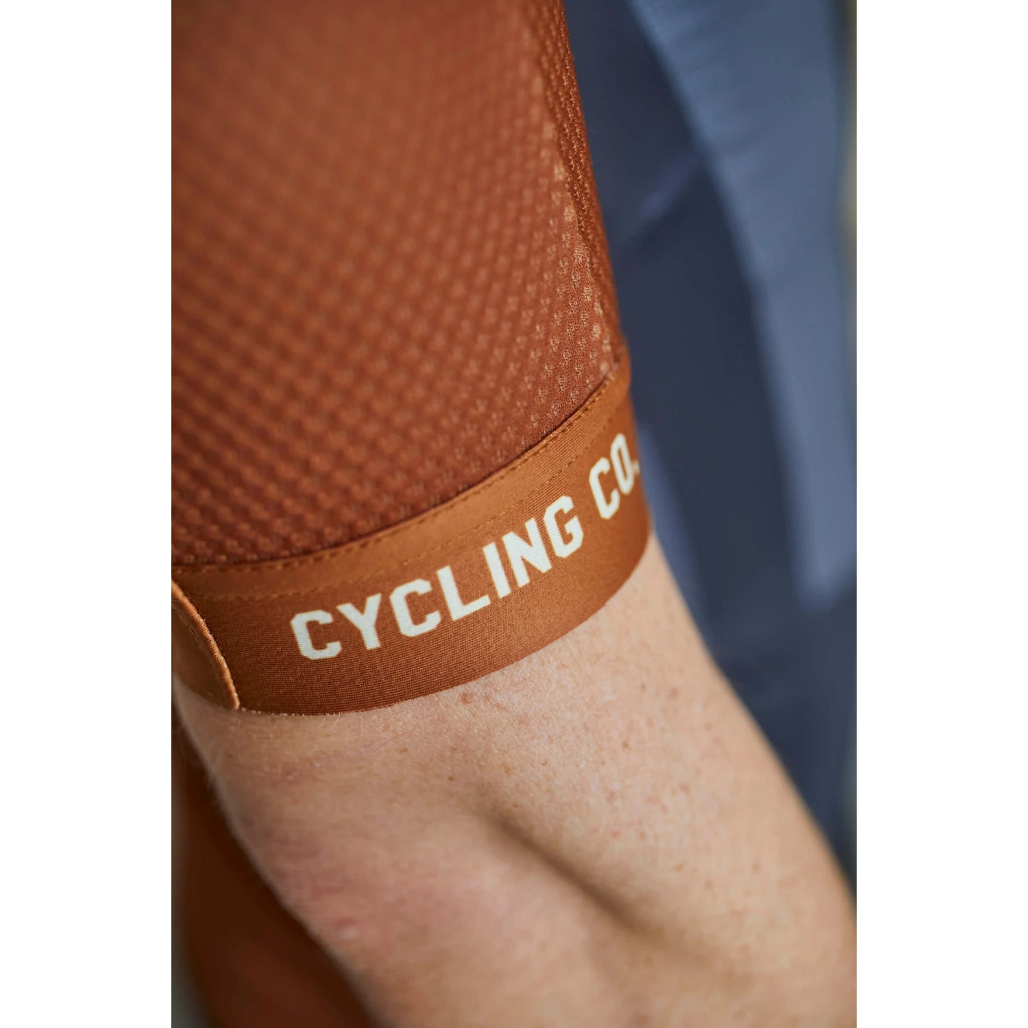 Maloja PaulM. 1/2 Gravel Race Trikot - Moonless 0817 4 Maloja PaulM. 1/2 Gravel Race Trikot - Moonless 0817 – Bild 4